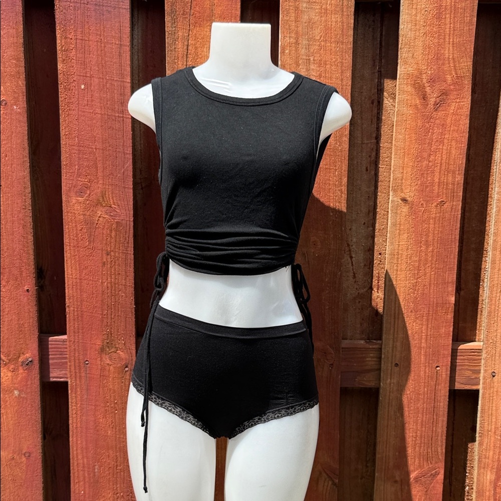 Elegant Black Sleeveless Crop Cutout Side Top Size M